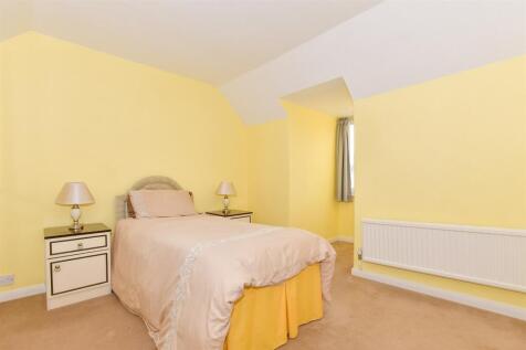 Flat 2 Bedroom