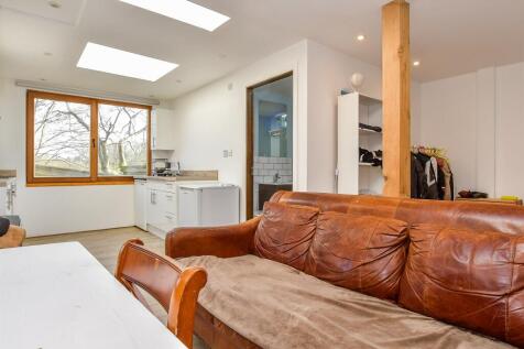 Annexe Room 1