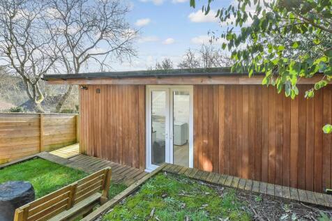 Workshop/Outbuildings