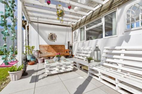 Patio / Decking
