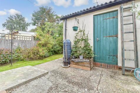 Workshop/Outbuildings