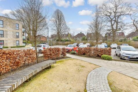 Driveway/Parking