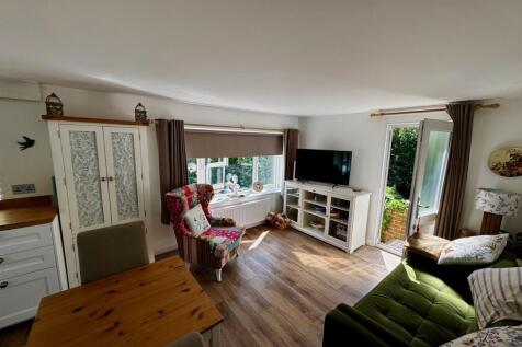 Lounge 2
