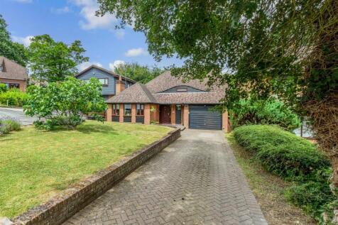 Driveway/Parking
