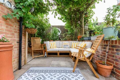 Patio / Decking