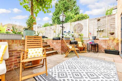 Patio / Decking