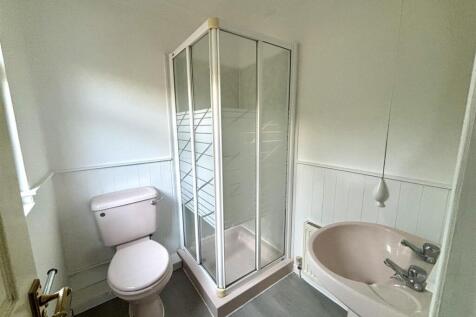 Ensuite Shower Room