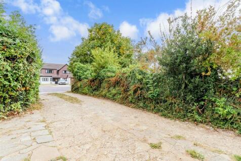 Driveway/Parking