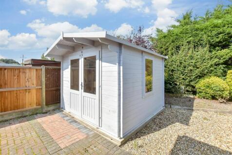 Workshop/Outbuildings