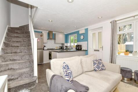 Kitchen Lounge