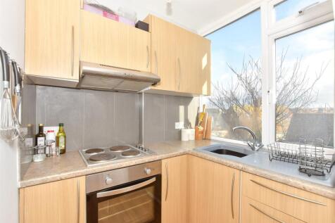 Lounge/ Kitchen/Diner