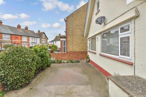 Driveway/Parking