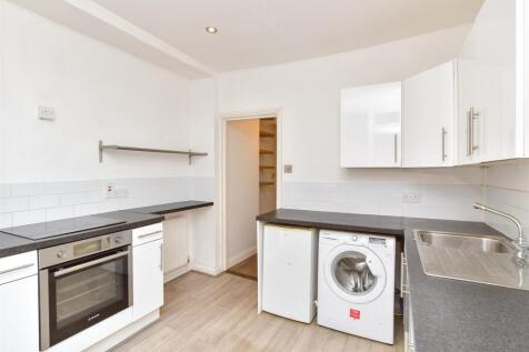 Kitchen/ Breakfast Room