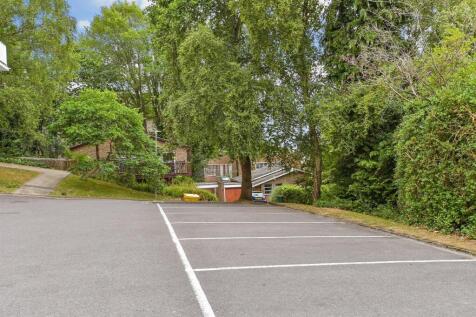 Driveway/Parking
