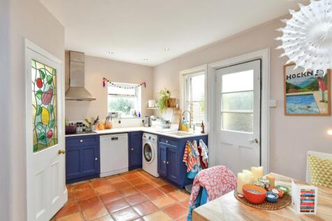 Kitchen/ Breakfast Room