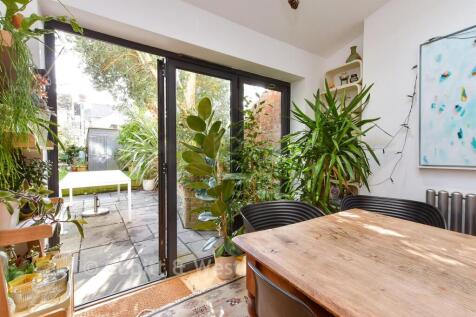 Internal Lifestyle Photograph