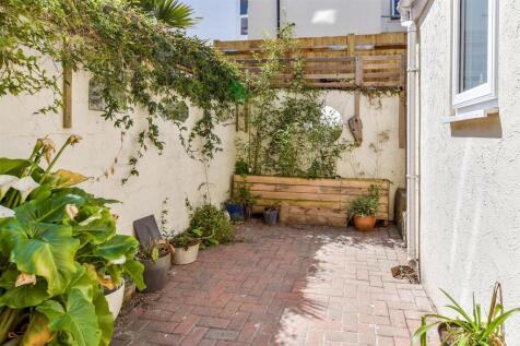Patio / Decking