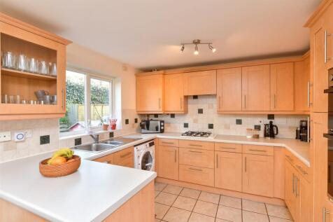 Kitchen /Dining Room