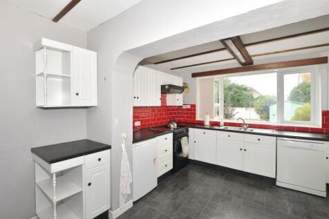 Kitchen/ Breakfast Room