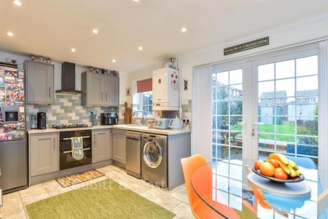 Kitchen/ Breakfast Room