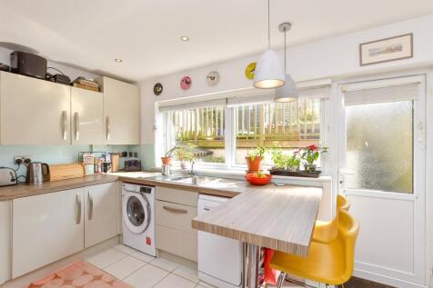 Kitchen/ Breakfast Room