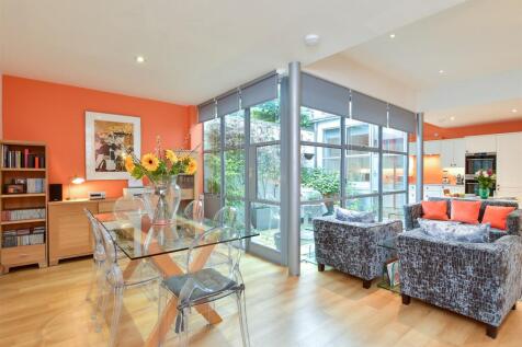 Lounge/ Kitchen/ Diner