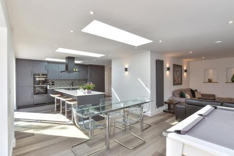 Lounge/ Kitchen/ Diner