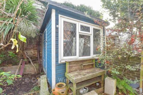 Workshop/Outbuildings