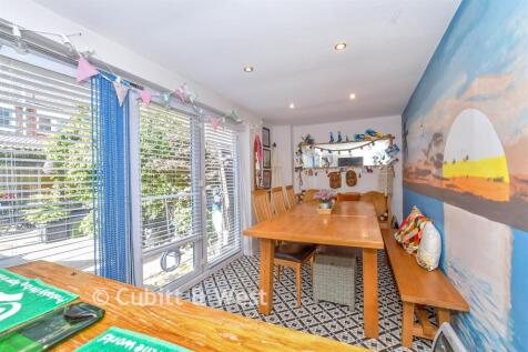 Workshop/Outbuildings