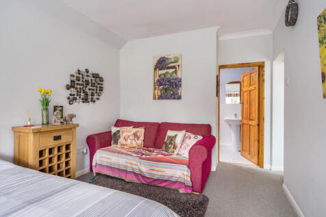 1375827-16-690c98...