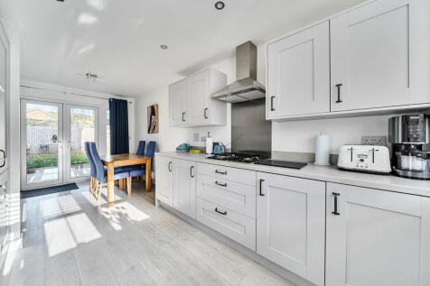 1373647-24-691b0f...