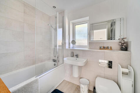 1373647-6-691b0d4...