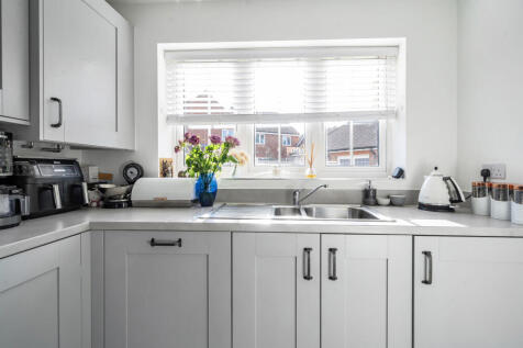 1373647-23-691b0f...