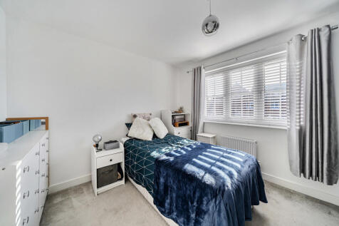 1373647-3-691b0d2...