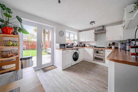 1384751-26-692971...