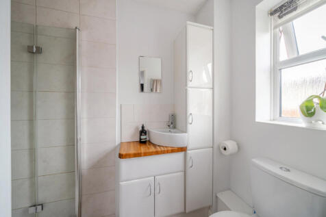 1384751-11-692970...