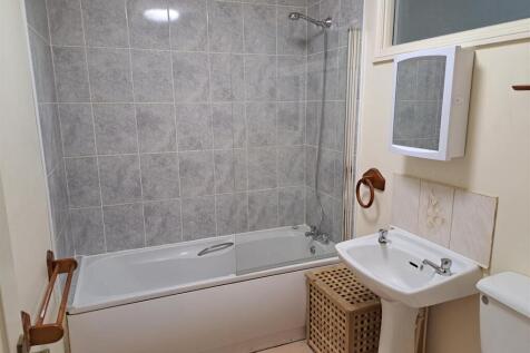 Bathroom New.jpg
