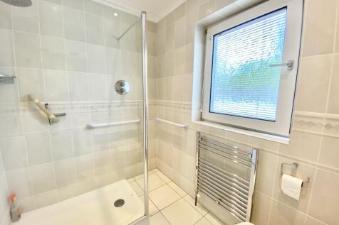 En Suite Shower Room