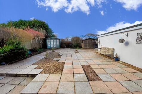 Sunny Garden