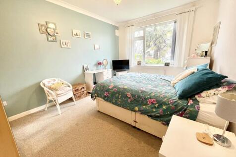 Main Bedroom.jpeg