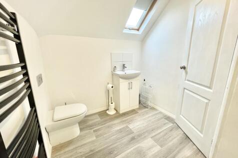 En-Suite Shower (2).jpeg