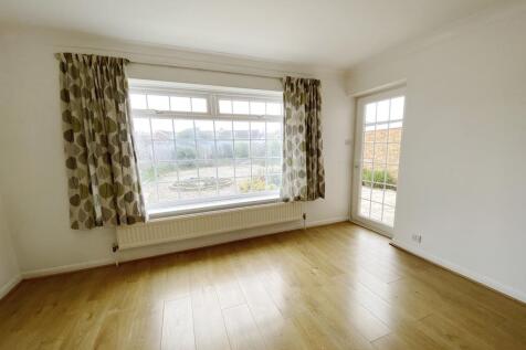 18q loungeb (Copy)