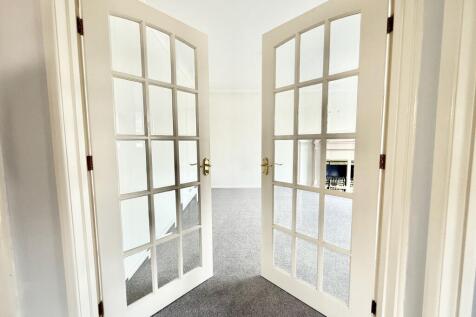 Lounge Doors