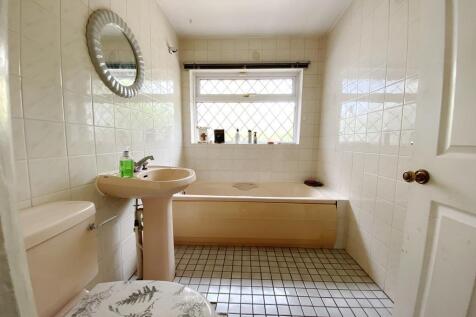 Ground Flr Bathroom