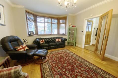Lounge/Bedroom 4