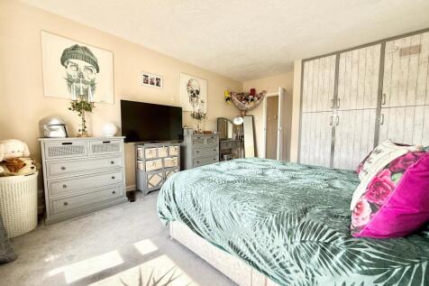 Fitted Wardrobes