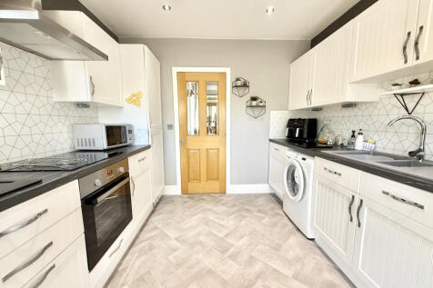 Fitted Kitchen