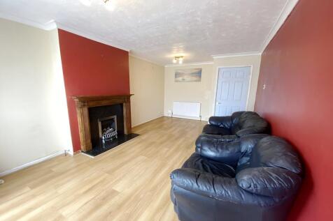 Lounge/Dining Rm