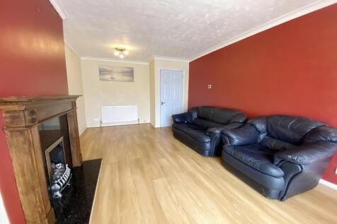 Lounge/Dining Rm
