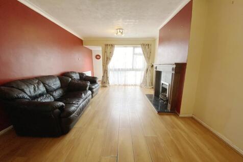 Lounge/Dining Rm
